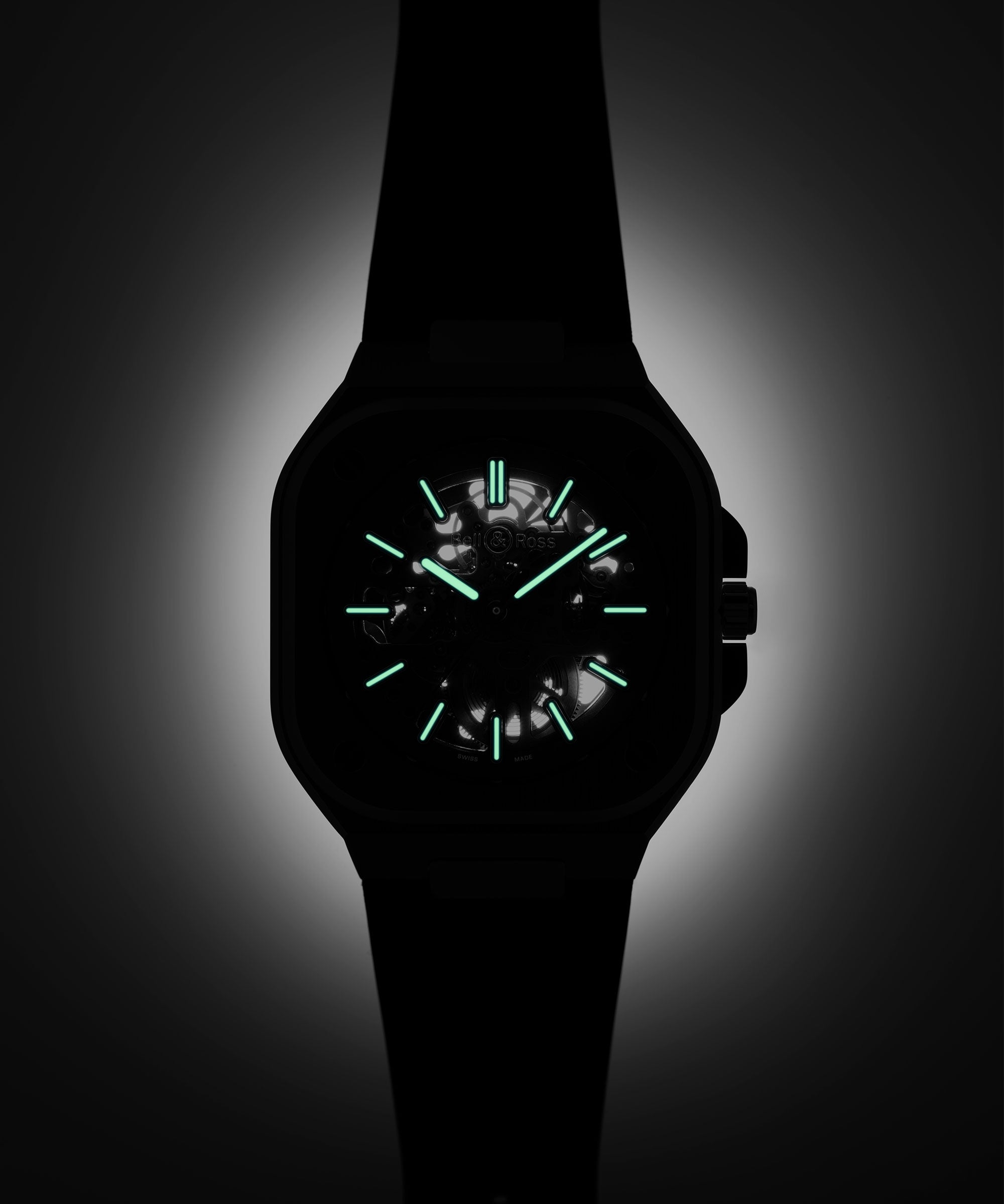 BR-05 Skeleton Nightlum – Bell & Ross