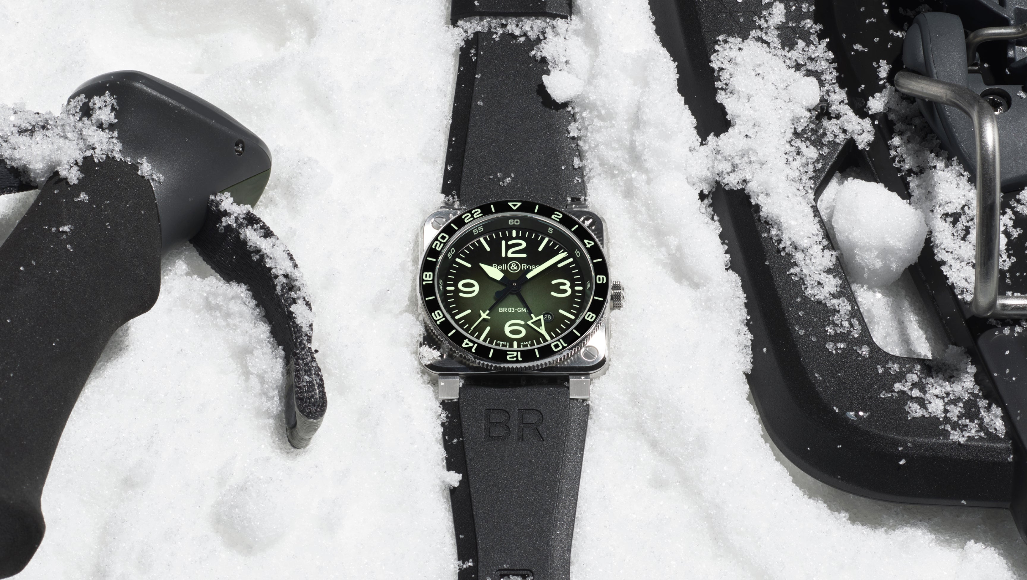 Bell & Ross® 公式ウェブサイト | 公式ストア