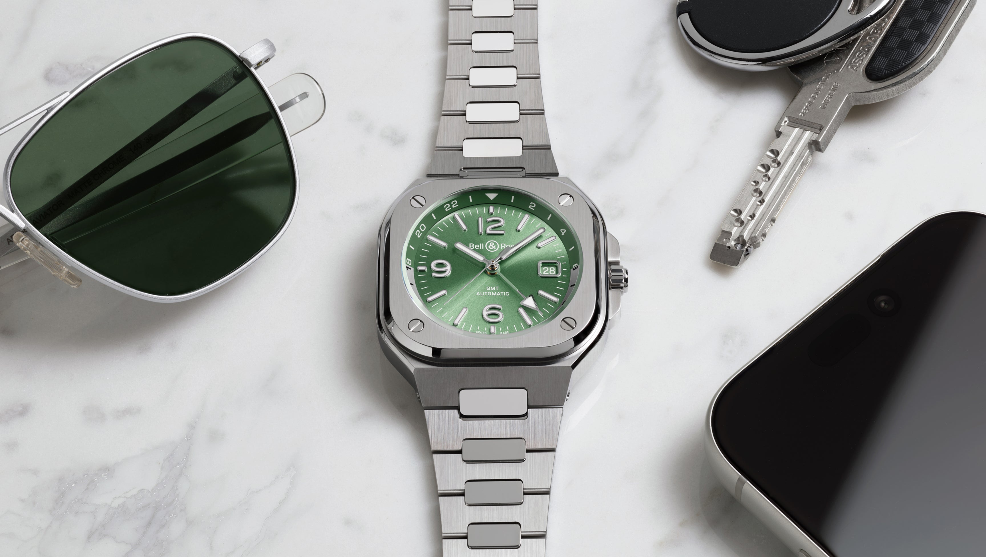 Bell & Ross® 公式ウェブサイト | 公式ストア